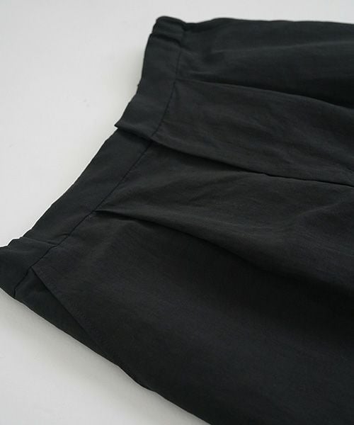 Mochi.モチ.wide tapered pants. [ms21-p-01/black]