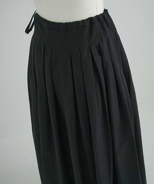 Mochi.モチ.tuck long skirt [ms21-sk-01/black]
