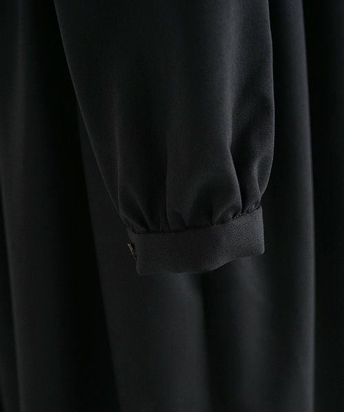 Mochi.モチ.tuck dress [ma-op-03/black]