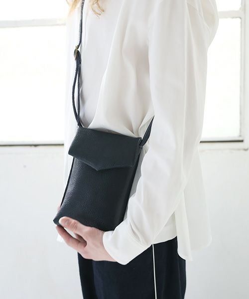 ohta オオタ.navy slim letter bag  [ac-21N4]