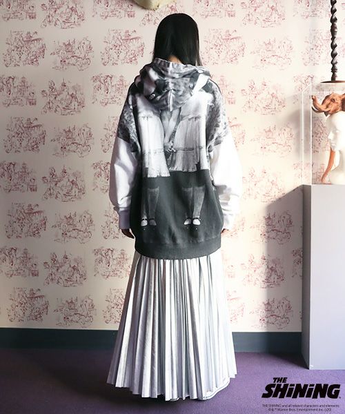 AHCAHCUM.あちゃちゅむ.シャイニングフーディー.[01-211-8601/01白]