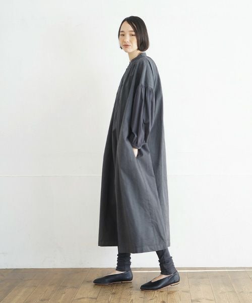 Mochi / home&miles.モチ / ホーム＆マイルズ.smock one piece [charcoal grey]