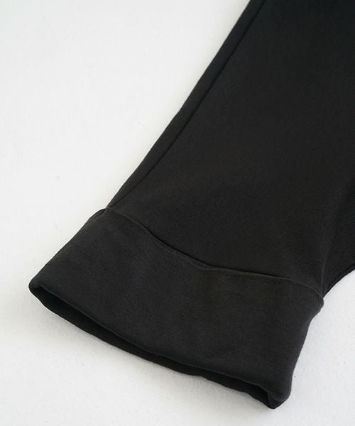 Mochi / home&miles.モチ / ホーム＆マイルズ.dolman one piece [charcoal grey]