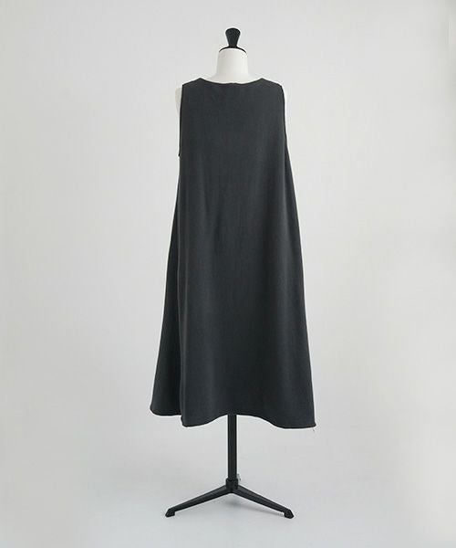 Mochi / home&miles.モチ / ホーム＆マイルズ.v-neck one piece [charcoal grey]