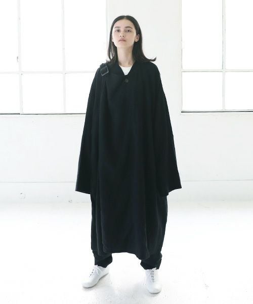 Edwina Hoerl.エドウィナホール.PILGERMANTEL[04/EH42C-01/black]_