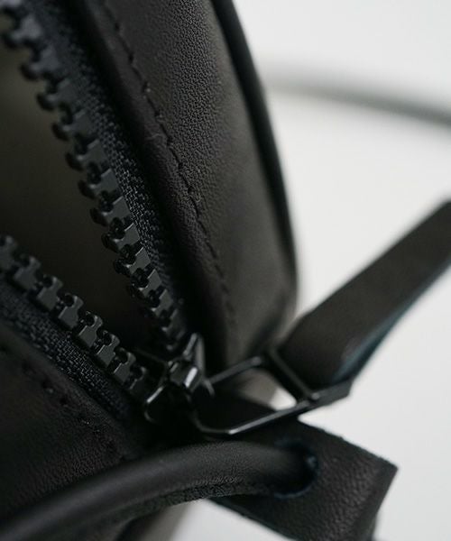 macromauro マクロマウロ.NO LETTER BAG CIRCLE S [BLACK]_