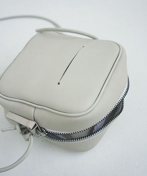 macromauro マクロマウロ.NO LETTER BAG SQUARE S [GREY]_