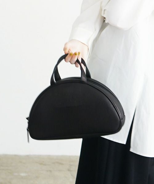 macromauro マクロマウロ.NO LETTER BAG SEMICIRCLE [BLACK]_