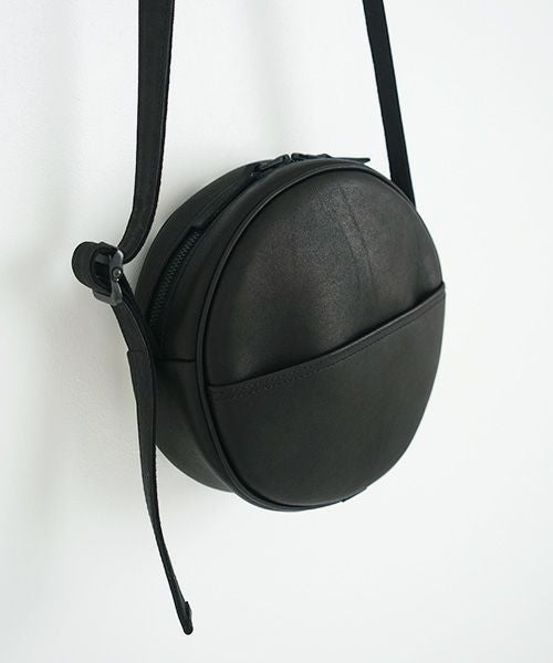 macromauro マクロマウロ.NO LETTER BAG CIRCLE M [BLACK]_