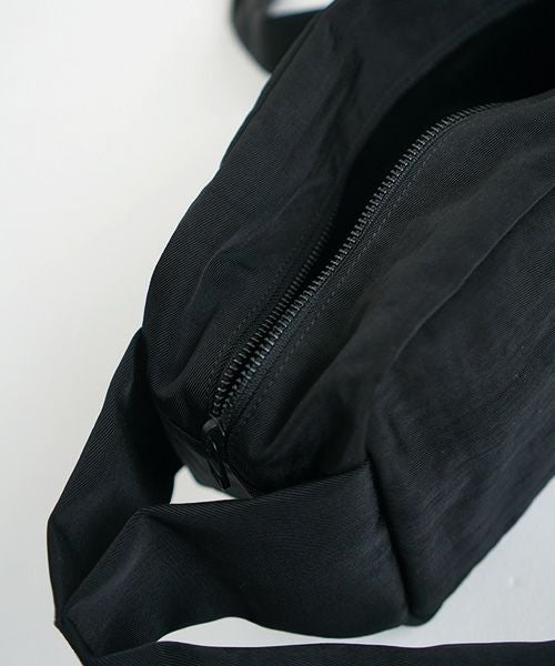 VU PRODUCT.ヴウプロダクト.body bag vu-product-B05[BLACK]