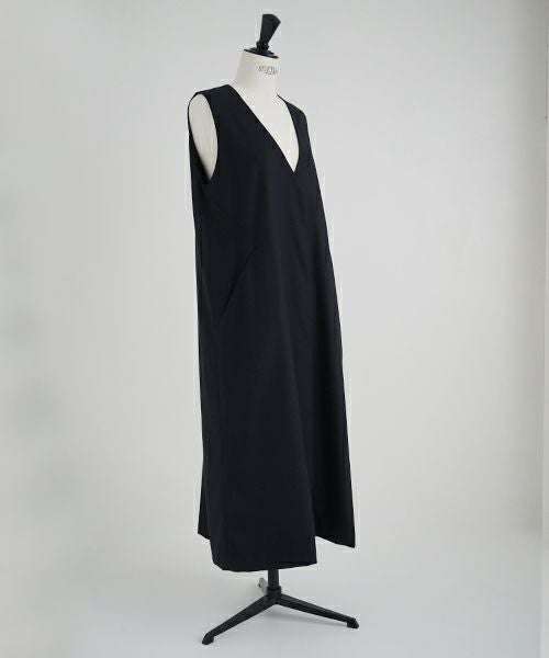 Mochi.モチ.vest dress [ma21-op-04/black]