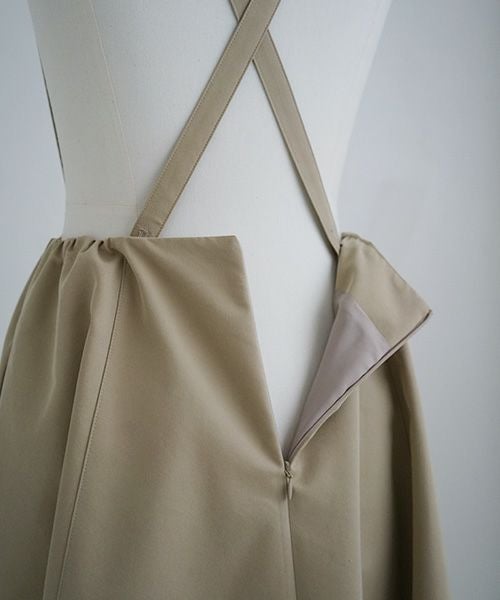 Mochi.モチ.panel suspender skirt [ma21-sk-01/khaki beige]