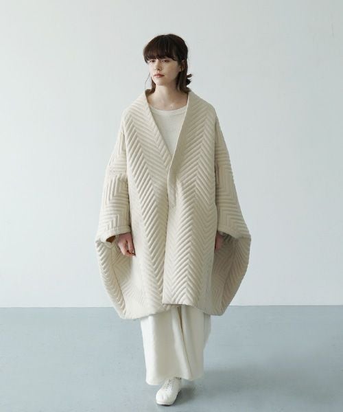Mochi モチ cape coat [ma21-co-01/off white]