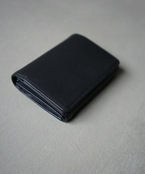 Mochi／モチ　folded wallet 二つ折り財布 Mochi｜【再入荷】folded wallet [black] 鹿革/二つ折り財布 - Palm