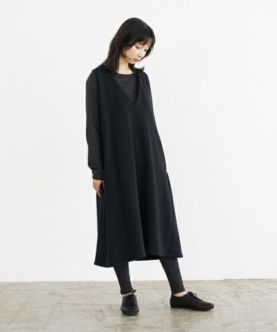 Mochi / home&miles.モチ / ホーム＆マイルズ.v-neck one piece [black]