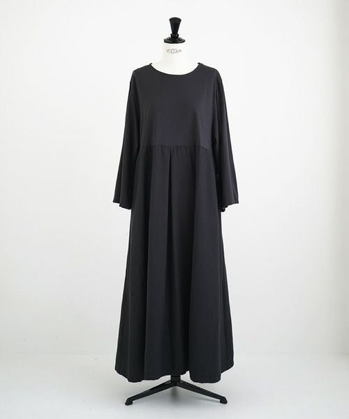 Mochi / home&miles.モチ / ホーム＆マイルズ.flare sleeve one piece [sumi]