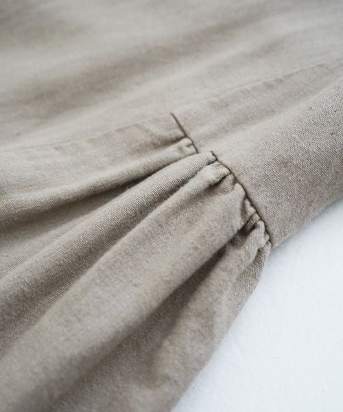 Mochi / home&miles.モチ / ホーム＆マイルズ.trapeze one piece [greige]