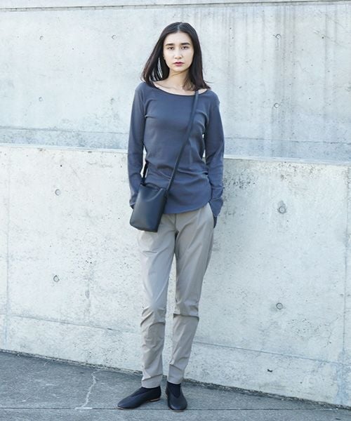 EDROBERTJUDSON.エドロバートジャドソン.box stitch pouch[B01Q BG-169/ 05.black]