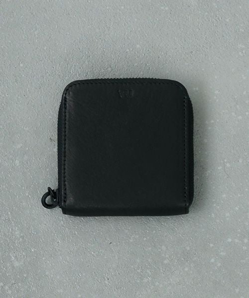 財布 ブラック VU product 美品　日本製　黒　本革 VU PRODUCT 鹿革スクエアジップウォレット ブラック｜軽くて柔らかい