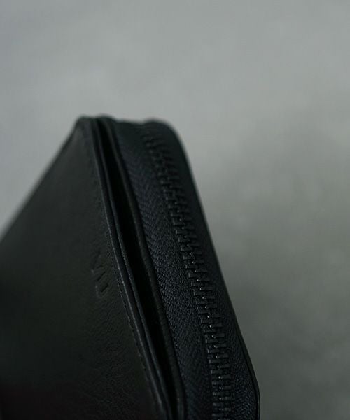 VU PRODUCT 鹿革スクエアジップウォレット ブラック｜軽くて柔らかい