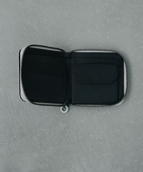 VUm PRODUCT B10 square zip wallet deer leather / green gray