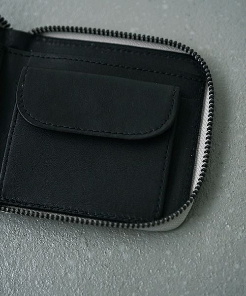 VUm PRODUCT B10 square zip wallet deer leather / green gray