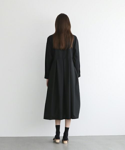 Mochi.モチ.box tuck dress [ms22-op-01/black]