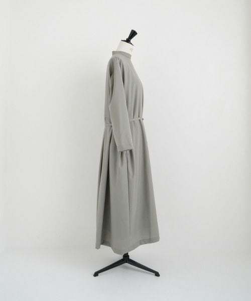 Mochi.モチ.high neck dress [mo-op-01-/green grey]