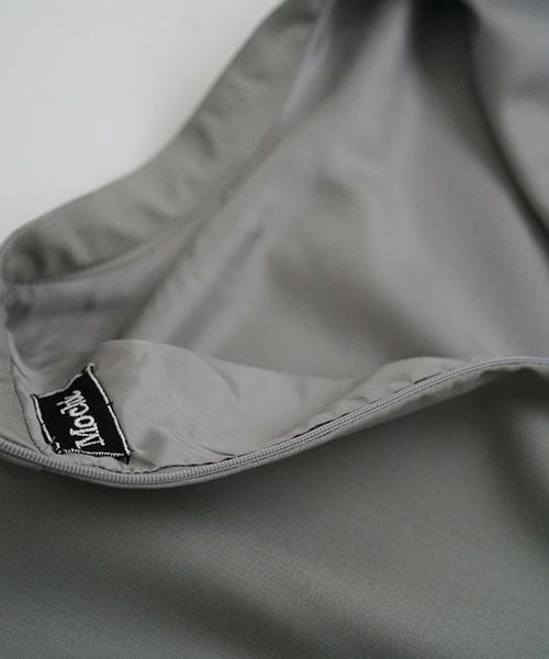 Mochi.モチ.high neck dress [mo-op-01-/green grey]