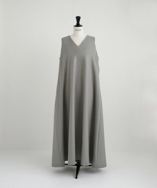 Mochi.モチ.v-neck dress [mo-op-02-/green grey]