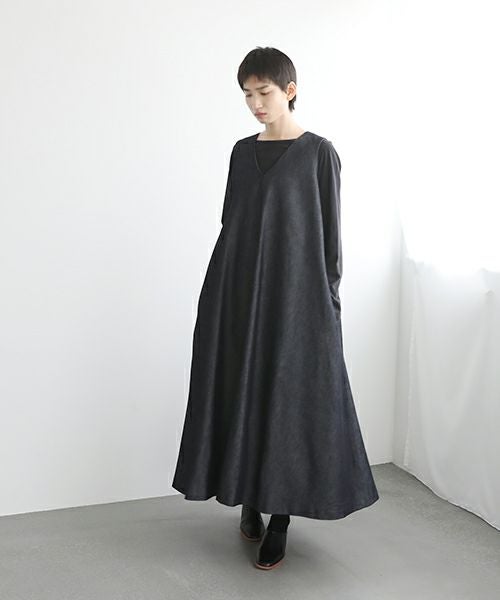 Mochi.モチ.v-neck denim dress [mo-op-04/dark indigo/・1]