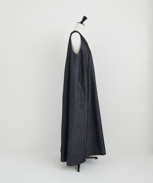 Mochi.モチ.v-neck denim dress [mo-op-04/dark indigo/・1]