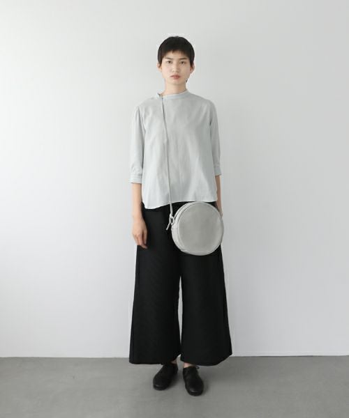 Mochi.モチ.circle shoulder bag [ma-pro-10-/grey green・]