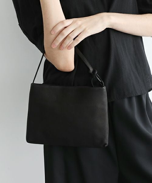Mochi モチ horizontal bag [ma-pro-11/black]