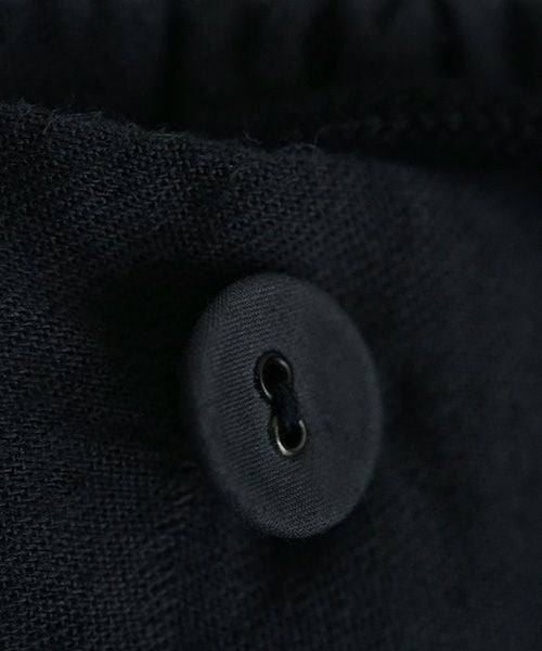 Mochi / home&miles.モチ / ホーム＆マイルズ.volume tuck pants [sumi]