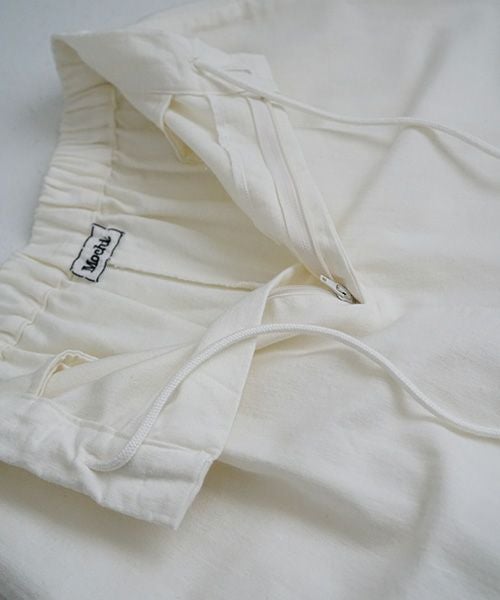 Mochi / home&miles.モチ / ホーム＆マイルズ.volume tuck pants [off white]