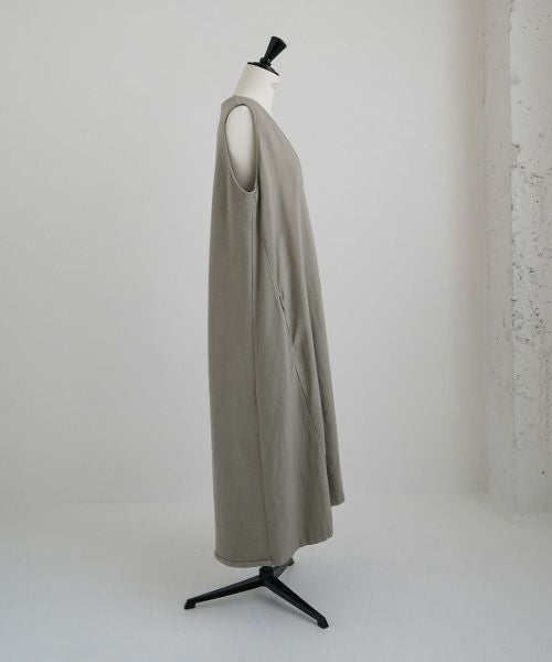 Mochi / home&miles.モチ / ホーム＆マイルズ.v-neck one piece [mud grey]