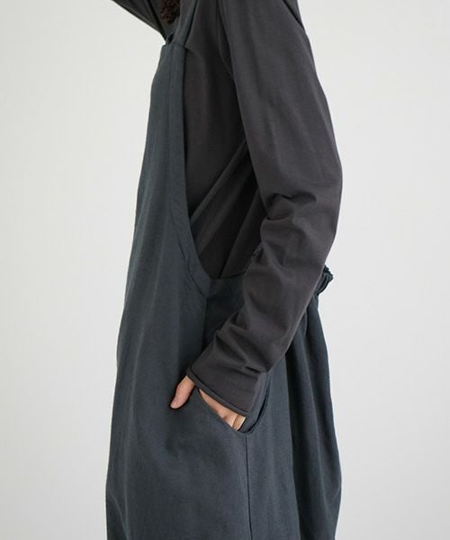 Mochi / home&miles.モチ / ホーム＆マイルズ.jumper skirt [sumi]