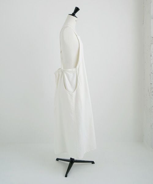 Mochi / home&miles.モチ / ホーム＆マイルズ.jumper skirt [off white]