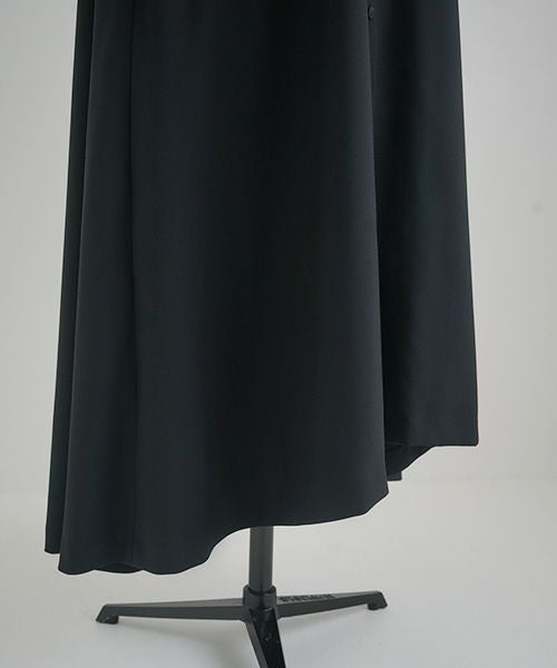 Mochi.モチ.fishtail dress [ma22-op-01/black・1]