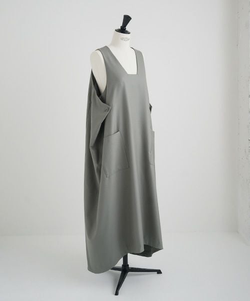 Mochi.モチ.square neck dress [ma22-op-02/green gray]