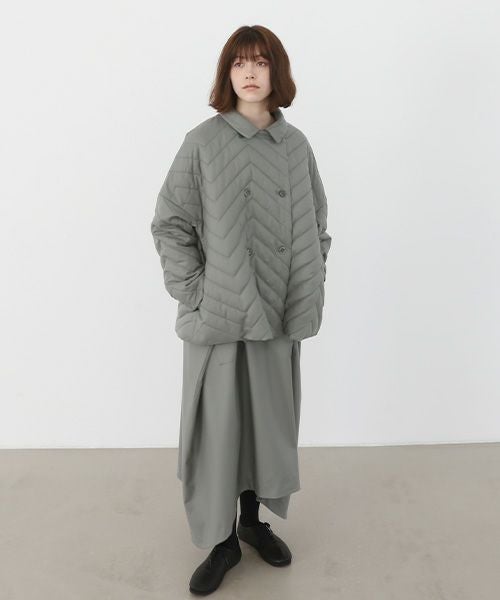 Mochi.モチ.quilted jacket [ma22-jk-02/green grey]