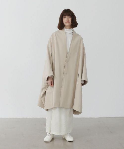 Mochi.モチ.cape coat [ma22-co-02/off beige]