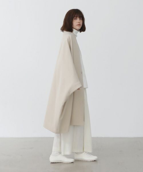 Mochi.モチ.cape coat [ma22-co-02/off beige]