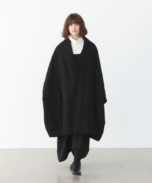 Mochi.モチ.quilted cape  coat [ma22-co-02/black quilted・]