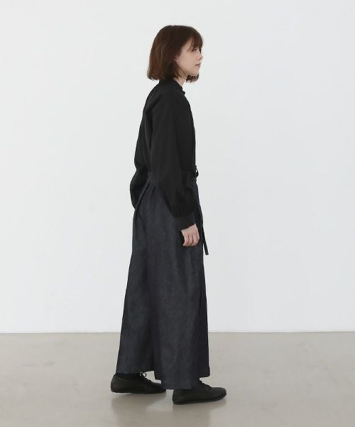 Mochi.モチ.wrap denim pants [ma22-pt-01/dark indigo]