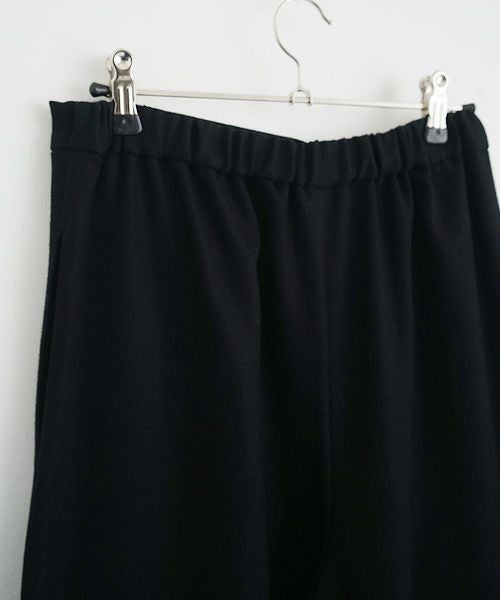 Mochi.モチ.asymmetry wide pants [ma22-pt-02/black/・1]