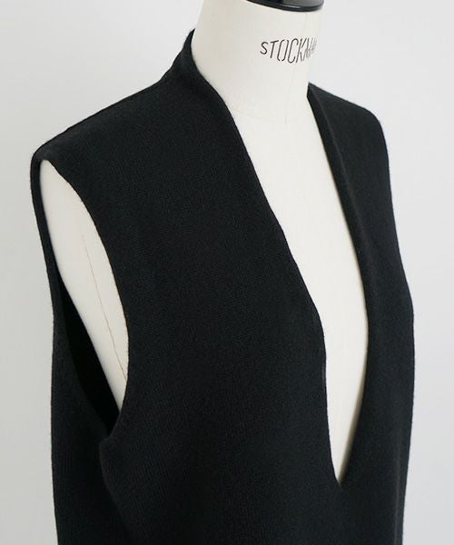 Mochi.モチ.cashmere v-neck vest [ma22-kn-01/black・sa]