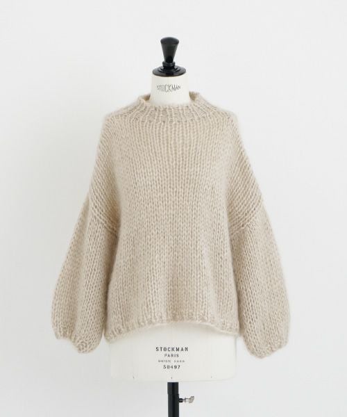 Mochi.モチ.hand knitted sweater [ma22-kn-04/beige]