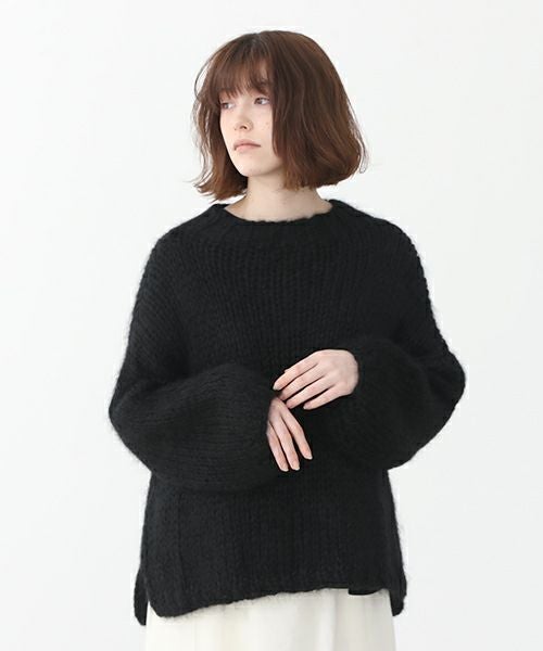 Mochi.モチ.hand knitted sweater [ma22-kn-04/black]